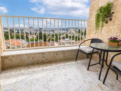 Residential quarter Kiryat menachem 4 5 pieces