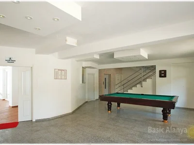 Zespół mieszkaniowy Luxury penthouse with stunning sea view, Tosmur