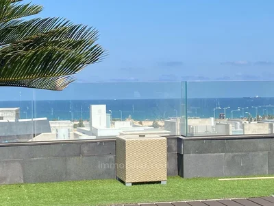 Жилой квартал Magnifique villa de haut standing a louer avec piscine privee et proche de la mer entierement meublee youd zain ashdod