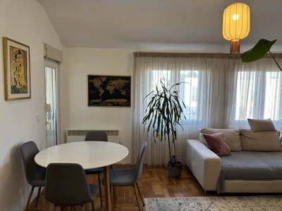Wohnviertel Stan 61 m² na Prodaju – Tološi, Podgorica