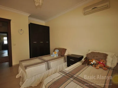 Dzielnica mieszkaniowa Contemporary apartment in well managed complex