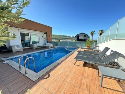 Villa Furnished 4+1 villa with pool in Granada Residence complex.