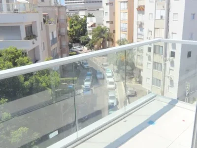 Residential quarter Immeuble de standing avec balcon ascenseur et parking