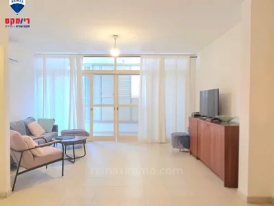 Residential quarter Coup de fusil une affaire exceptionnelle une nouvelle exclusivite remax hadera en avant premiere en prime location au centre ville de hadera