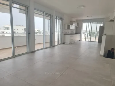 Residential quarter A ne pas manquer agreable calme clair magnifique proche de la mer renove spacieux