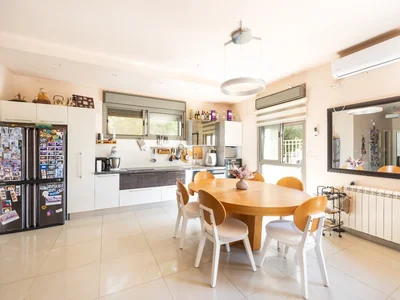Barrio residencial Beau cottage avec piscine har gilo