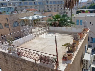 Quartier résidentiel Maison de ville unique avec vue sur mer, nichée dans les ruelles du vieux jaffa