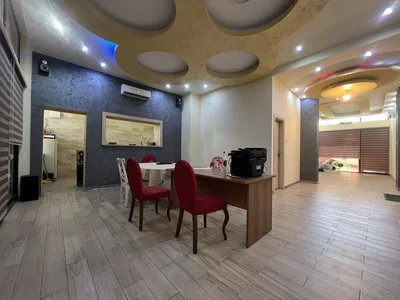 Handel Poslovni prostor 60 m² na Izdavanje – Preko Morače, Podgorica