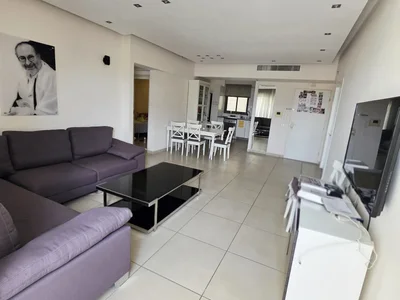 Barrio residencial Coup de coeur a ramat gan magnifique 4 pieces et demie avec acces direct au parc