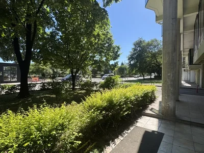 Handel Poslovni prostor 40 m² na Izdavanje – Pobrežje, Podgorica