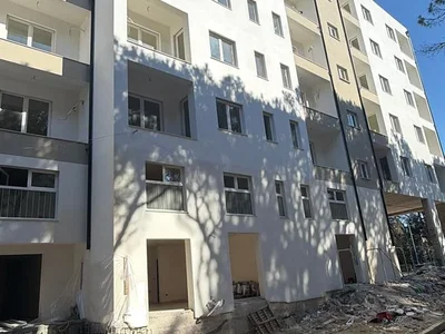 Apartamentowiec Mali i Robit 