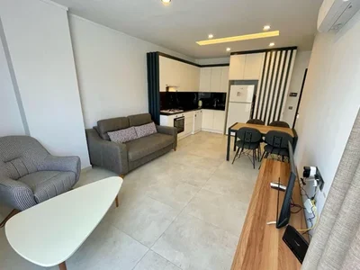 Zespół mieszkaniowy Furnished 1+1 apartment in the center of Alanya in the Nobby Suite complex.