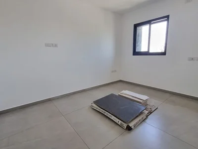 Dzielnica mieszkaniowa NouveautE sur le marchE 2 pieces avec balcon souccah a mekor haim