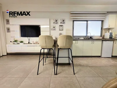 Residential quarter A vendre hadera rue herbert samuel