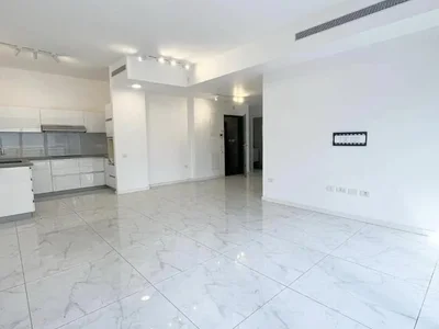 Barrio residencial A vendre appartement neuf 4 piEces proche de la mer avec parking terrasse et cave