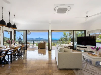 Wohnanlage Three-storey villa with a swimming pool and a separate studio, Samui, Thailand