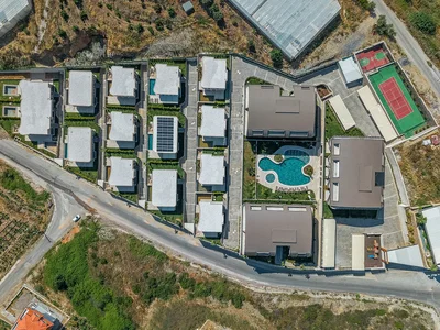 Edificio de apartamentos Apartamentos con vistas panorámicas a la ciudad en Kargıcak Alanya