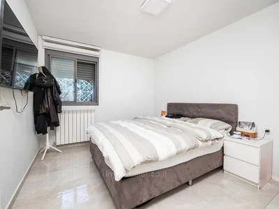 Residential quarter Kiryat yovel pinuy binuy