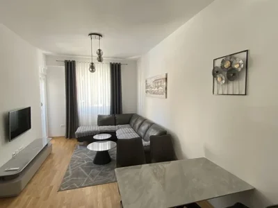 Wohnviertel Stan 45 m² na Izdavanje – Zabjelo, Podgorica