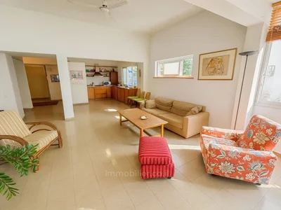 Wohnviertel Magnifique appartement 3 pieces avec potentiel balcon et 4 pieces situe entre gordon et la mer 5 mn