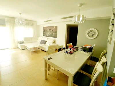 Жилой квартал Vous voulez vivre en israel et aller a pied a la mer vivez a 200 metres du bord de mer a hadera