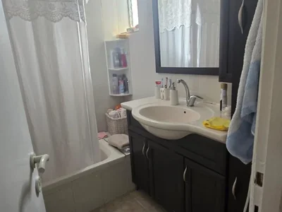 Quartier résidentiel Appartement à louer, 3 pièces, rue shmuel pinles, jérusalem
