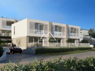 Complexe résidentiel Complex of townhomes with seaview on Lustica peninsular