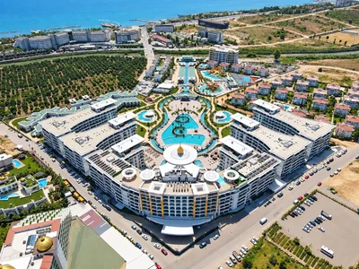 Apartment building Azura World