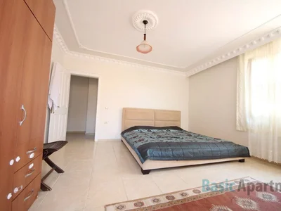Wohnviertel Bargain penthouse apartment in Oba centrum