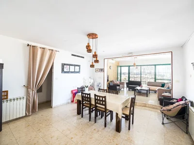 Wohnviertel Magnifique penthouse avec immense terrasse unite independante