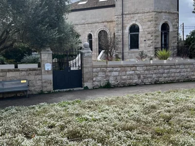 Quartier résidentiel Maison a vendre a jerusalem - talbye
