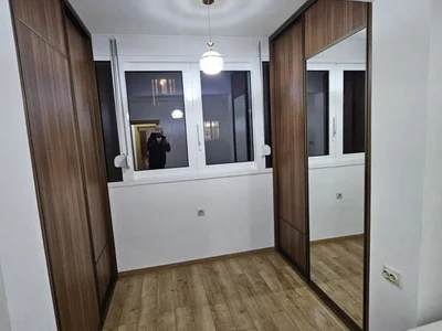 Wohnviertel Stan 40 m² na Izdavanje – Preko Morače, Podgorica