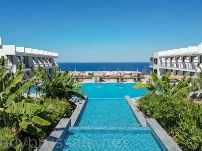 Complexe résidentiel Studios in the Pearl Island complex.