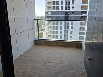 Residential quarter Appartement neuf de 3 pieces dans le nord de tel aviv