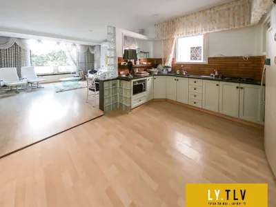 Quartier résidentiel Superbe 100 m2 a deux pas de la mer avec parking et ascenseur