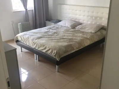 Жилой квартал Beau 3 pieces renove avec balcon soucca