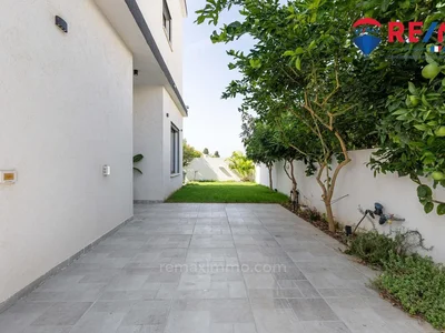 Quartier résidentiel Vous rêvez d’une maison neuve, de haut standing, sans travaux et parfaite pour votre famille ?bh, la voici !