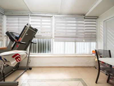 Wohnviertel Appartement 4 pieces idealement situe