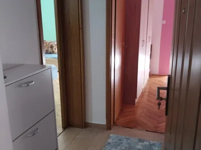 Wohnviertel Stan 48 m² na Izdavanje – Stari Aerodrom, Podgorica