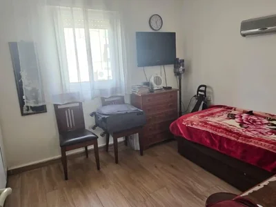 Quartier résidentiel Appartement à louer, 3 pièces, rue shmuel pinles, jérusalem