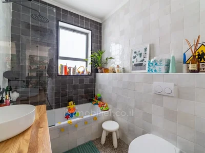 Barrio residencial Magnifique 3 pieces renove avec ascenseur