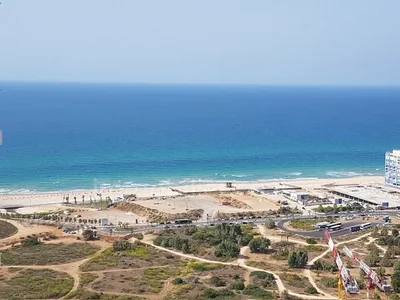 Quartier résidentiel Sublime 4 pièces avec terrasse face à la mer
