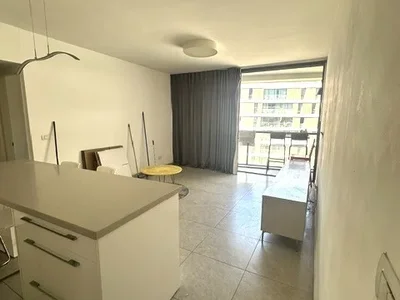 Residential quarter Emplacement ideal 2 pieces entierement meuble a louer florentine tel aviv