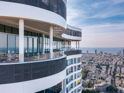 Residential quarter Penthouse avec vue mer panoramique au 47e etage et piscine privee gindi tlv