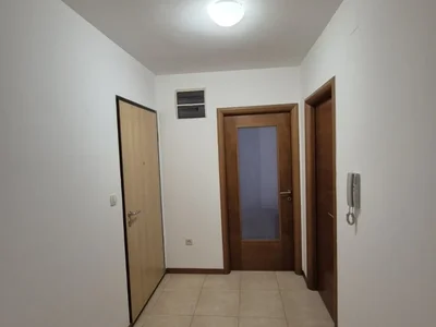 Wohnviertel Stan 47 m² na Izdavanje – Stari Aerodrom, Podgorica