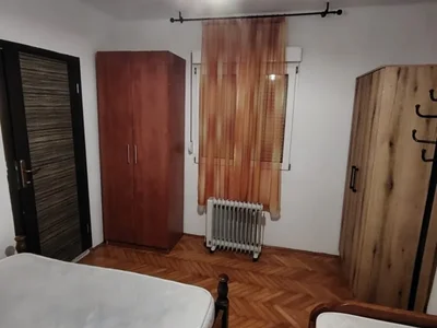 Wohnviertel Stan 43 m² na Izdavanje – Momišići, Podgorica