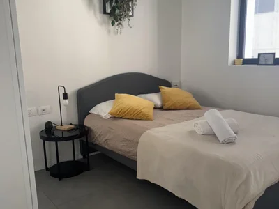 Residential quarter A ne pas manquer avec terrasse bel appartement bien agence bon emplacement dans un bel immeuble entierement meuble proche de la mer vue sur la mer