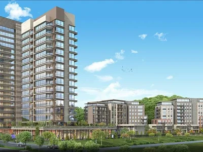 Complejo residencial New residence with a swimming pool and green areas close to a highway, Istanbul, Turkey