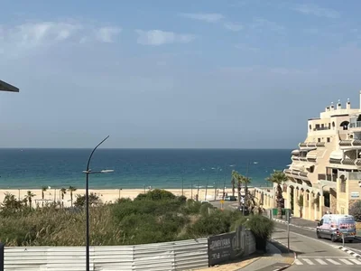 Barrio residencial Appartement de 4 pieces a 2 pas de la mer dans les nouveaux immeubles de la marina