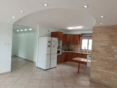 Barrio residencial Un beau 5 pieces spacieux proche de la mer avec cave